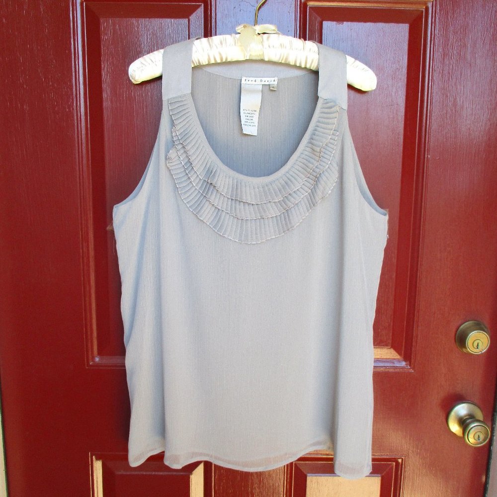 Fred David Sleeveless Blouse Sz XL Dove Grey